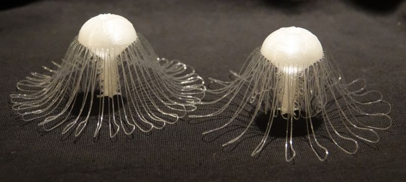 Viewing 3d-printing→lamps→jellyfish-lights→two-jellyfish