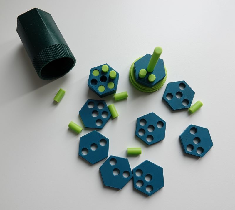 Hexa Dowel Puzzle