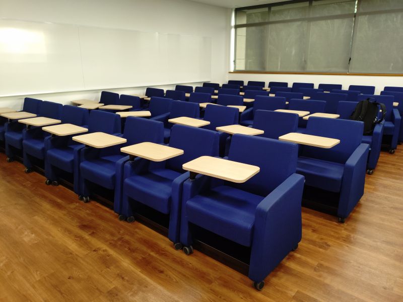 Viewing photos→2025→2025-10-14→08