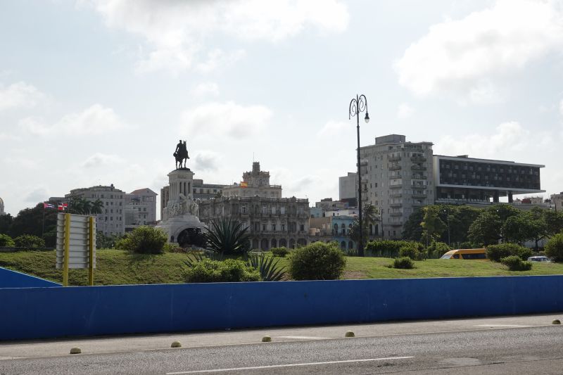 Viewing photos→2025→2025-10-25→060