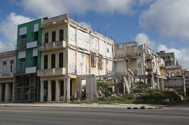 Viewing photos→2025→2025-10-25→073