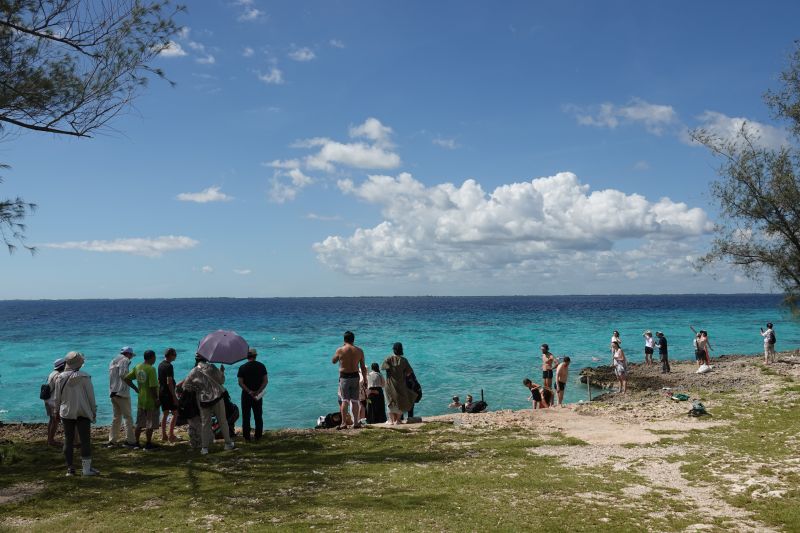 Viewing photos→2025→2025-10-27→001