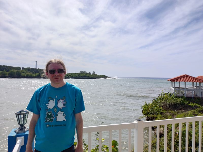 Viewing photos→2025→2025-10-27→023