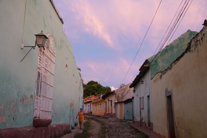 Viewing photos→2025→2025-10-27→051