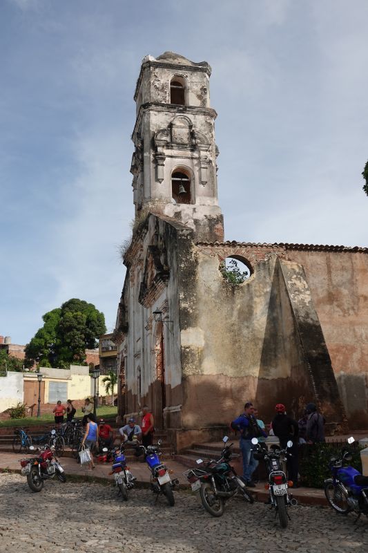 Viewing photos→2025→2025-10-27→082